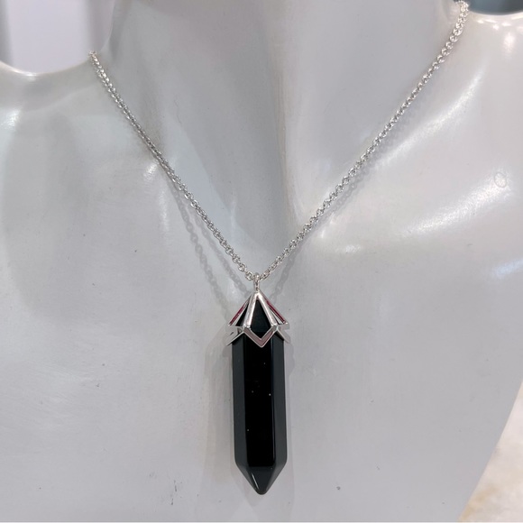 Black Agate Silvertone Crystal Point Pendant Necklace - Picture 2 of 9